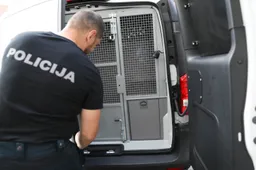 Paaiškėjo, kurie Alytaus apskrities policijos komisariatai gaus naujus reagavimo mikroautobusus