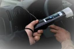 Neblaivus Oninių savaitgalis: du vyrai važiavo ne tik girti, bet ir teisių vairuoti neturintys