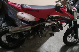 Policija prašo atsiliepti savininkus ir atsiimti daiktus