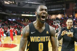 „Vilkų“ marškinėlius vilkės dar vienas amerikietis