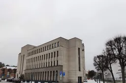 Tylos minute pagerbtą J. Krasnicką administracijos vadovo poste pakeis miesto ūkio skyriaus vedėja