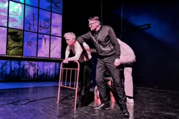 Geriausia spektaklį žiūrėti ten, kur jis gimė