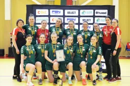 Alytiškės rankininkės iš Vilniaus parvežė bronzą