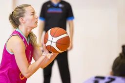 Pirmąjį Dzūkijos moterų derbį daugiau nei užtikrintai laimėjo alytiškės