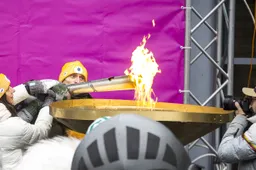 Dešimtojo žiemos festivalio ugnį įžiebė olimpiečiai