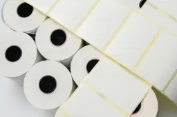 Kam naudojamos lipnios etiketės?