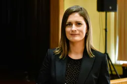 Šaltinių progimnazijai pradėjo vadovauti nauja direktorė