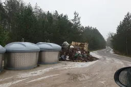 Šiukšlintojus „tramdys“ baudomis