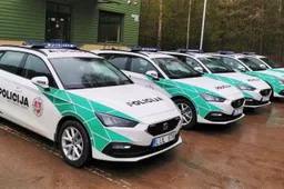 Naujus Alytaus apskrities policijos automobilius pirmieji išmėgino aptarnavimo skyriaus darbuotojai