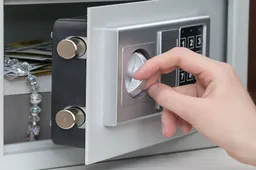 Seifų tipai ir kiti pasirinkimo aspektai: pataria specialistas