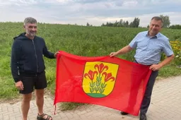 Džiaugiasi derliumi Zizėnuose: mažiau uogų, bet jos – labai didelės