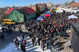 Nepriklausomybę rajono gyventojai šventė Simne