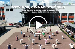 Alytaus  Jotvingių gimnazistų šokį lydėjo „Svajonė“