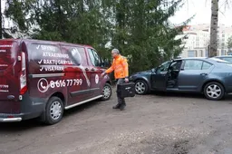 Kaip išsirinkti ne sukčių valdomą avarinio spynų atrakinimo tarnybą?