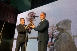 Lietuvos kultūros sostinės titulą Alytus perėmė iš Neringos, o perduos Tauragei