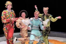 Ku ku, kur tu? Alytaus teatre sukurtas spektaklis kviečia pačius mažiausius žiūrovus