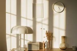 Tinkamas rašomojo stalo apšvietimas – padės išsaugoti regėjimą