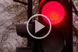 Sankryžose nuėmus žaliąsias rodykles Alytuje padaugėjo spūsčių, eismas juda lėtai, tačiau padėtis taisoma