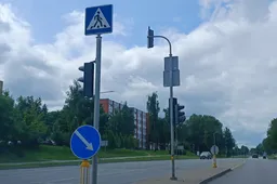 Sankryžoje prie Alytaus autobusų stoties vėl neveikia šviesoforai