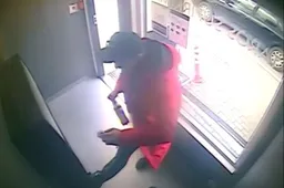 Pažįstate, kas sudaužė taromatą?