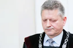 Teismas už piktnaudžiavimą tarnyba V. Bavėjanui skyrė kelių dešimčių tūkstančių baudą