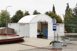 Už privalomus COVID-19 testus mokės nepasiskiepiję darbuotojai, o ne valstybė