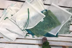 Plastikiniai maišeliai gali būti apmokestinti – „TikoTiks“ siūlo daugkartinį sprendimą