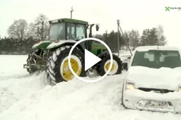 Sunegalavusius rajono kelius valančius darbuotojus pakeitė ūkininkai ir jų galinga technika