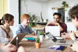 Finansinių sprendimų priėmimas didelėje įmonėje