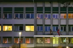 Bausmės už neregistruotus šaudmenis, naminę degtinę ir psichotropinius vaistus išvengė