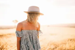 Naudingos įžvalgos, kaip atnaujinti spintą šiltajam sezonui