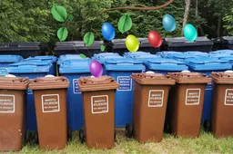 „Šventinės“ atliekos: konteineriuose padaugėja vaisių ir kiaušinių