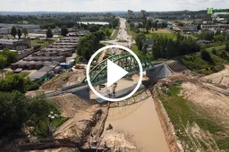 Po Naujosios gatvės viaduku pradėjo kauptis vanduo