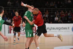 Bronzinę seriją alytiškiai pradėjo trapia pergale