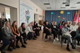 Žaliai gyvenantis vaikų darželis neperka šiukšlių dėžių, bet turi elektrinę kompostinę