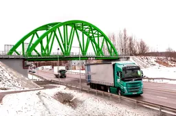 Vienas pirmųjų elektrinių vilkikų Lietuvoje testuojamas Alytuje