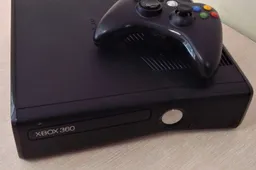 Telefoną Alytaus pataisos namuose nuteistasis slėpė žaidimų kompiuteryje