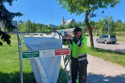 Alytuje įrengti stovai su didmaišiais žaliosioms atliekoms