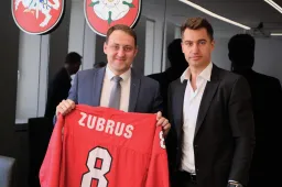 Kapojosi dėl Alytaus ledo arenos