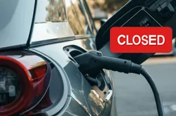 Alytuje laikinai neveiks elektromobilių įkrovimo stotelės