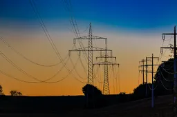 Artėjant energetikos sistemos sinchronizacijai su Europa, institucijos gyventojus ragina išlikti budriais