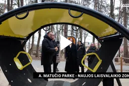Anzelmo Matučio parke - naujos vaikams skirtos erdvės/ VIDEO
