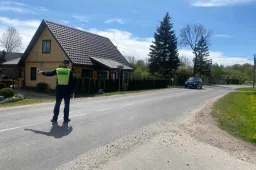 Policijos rėmėjai - pagalba Alytaus pareigūnams: kartu rūpinasi visuomenės saugumu ir eismo tvarka