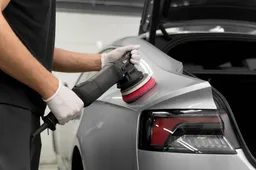 Profesionalus automobilio poliravimas namuose – misija įmanoma