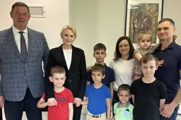 Padėkojo šešis vaikus auginančiai šeimai