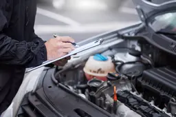 Nuo liepos įsigalios svarbus pakeitimas: dalis vairuotojų nebegalės naudotis savo automobiliais