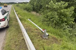 Vėl sunaikintas vidutinio greičio matuoklis prie Daugų