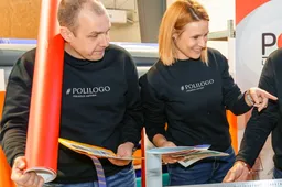 Undinės ir Sauliaus Knezevičių verslas, prasidėjęs nuo šilkografijos, šiandien apima įvairias reklamos sritis