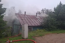 Gaisras kilo Tvirtovės gatvėje esančiame name