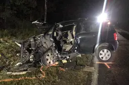 Varėnos rajone susidūrus automobiliams žuvo moteris, sužeisti penki